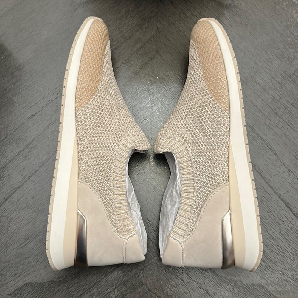 Naturalizer Lafayette French Knit Slip-On Sneakers - Picture 5 of 13